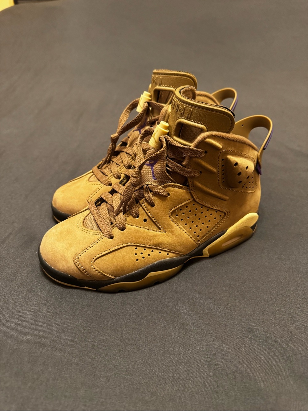 Jordan 6 Women’s High-Top Sneakers in Brown Kelp